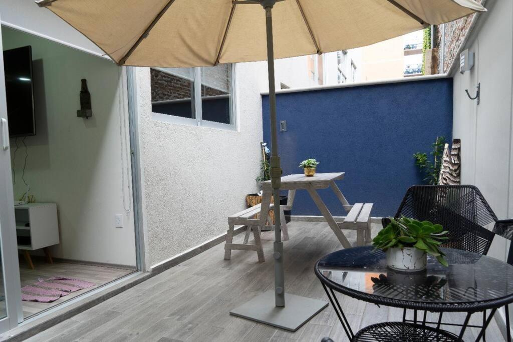 Casa a una calle del Kiosko Morisco. Cidade do México Exterior foto